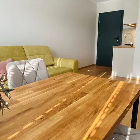 Piaskowy Dom I ゲストハウス ヤンタル