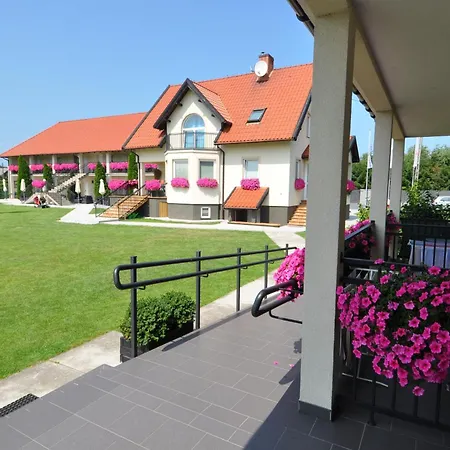 Piaskowy Dom I 3* ヤンタル