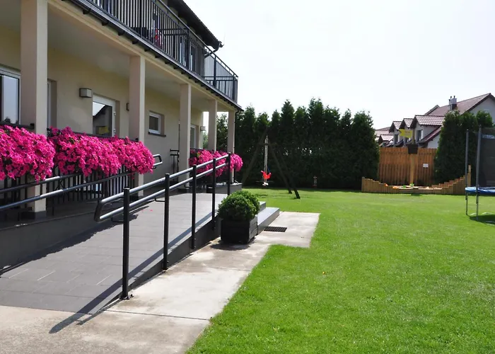 Piaskowy Dom I Гостевой дом Янтар